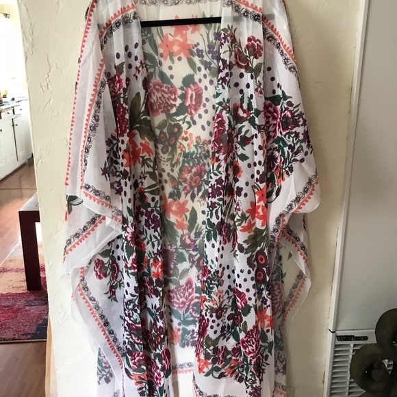 Arrived! 🌺BoHo blouse chiffon kimono top - Picture 3 of 9